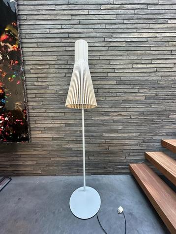 Secto design 4210 staande lamp vloerlamp beschikbaar voor biedingen