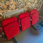 3 bioscoopstoelen aan elkaar, Huis en Inrichting, Stoelen, Ophalen, Gebruikt, Bruin, Twee