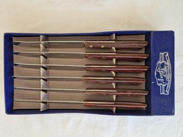 6 vintage tafelmessen "Amefa roestvrij" beschikbaar voor biedingen