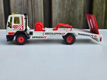 Siku 2829 Ford Cargo AvD Pannenhilfsdienst 1:55 beschikbaar voor biedingen