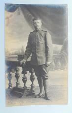Fotokaart  Nederlandse militair met kepi en beenwindsels., Ophalen of Verzenden, Voor 1920, Ongelopen, Zuid-Holland