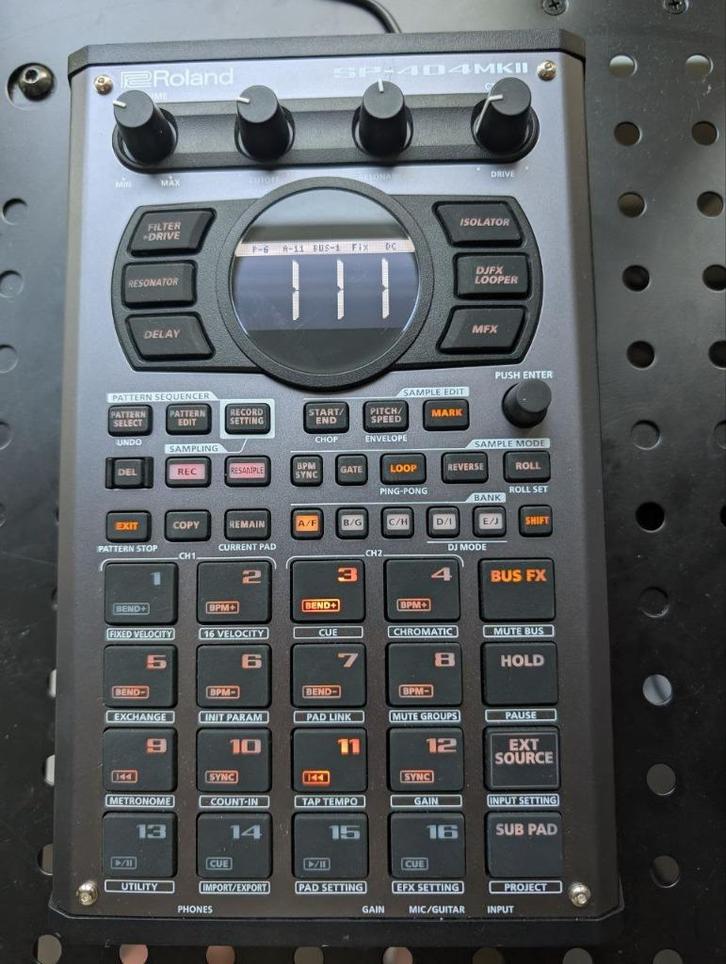 Roland SP-404 MKII, Muziek en Instrumenten, Samplers, Zo goed als nieuw, Ophalen of Verzenden