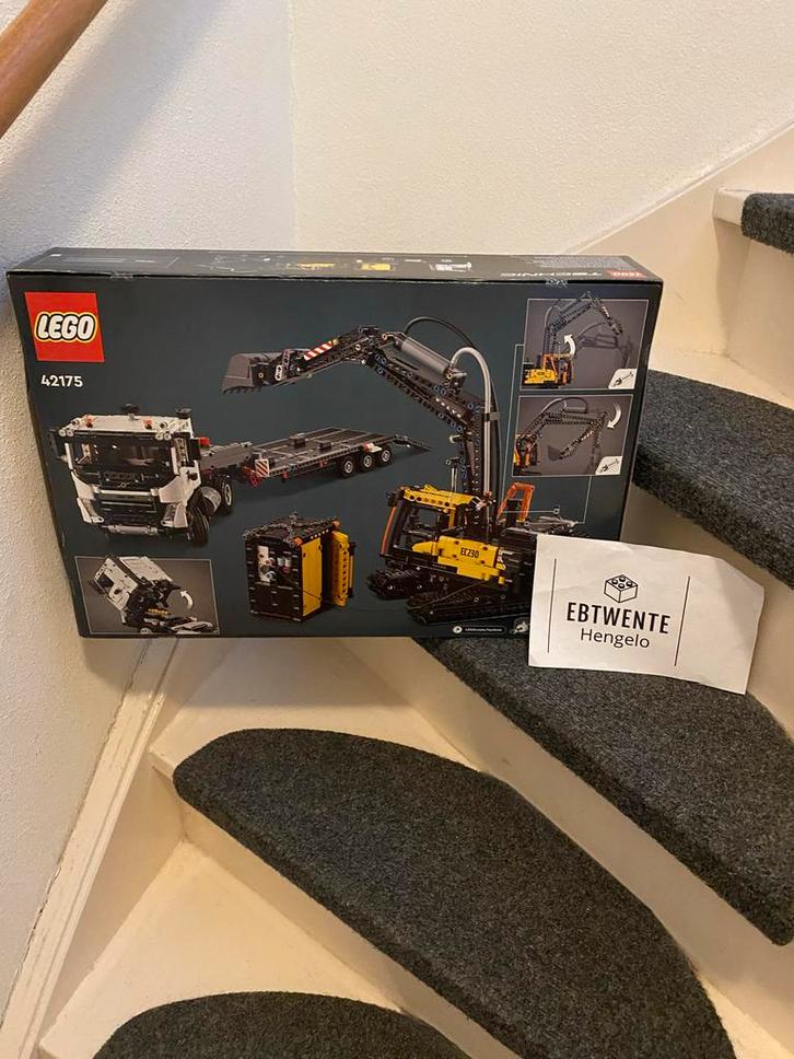 Lego Technic Volvo Truck & EC230 Graafmachine 42175 - Nieuw!, Kinderen en Baby's, Speelgoed | Duplo en Lego, Nieuw, Lego, Complete set