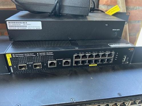 Aruba 6000 12G Class4 PoE 2G/2SFP 139W Switch (R8N89A), Computers en Software, Netwerk switches, Gebruikt, Ophalen of Verzenden