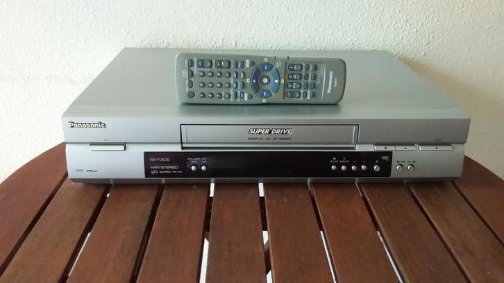 PANASONIC super drive VHS, Audio, Tv en Foto, Videospelers, Gebruikt, VHS-speler of -recorder, Ophalen of Verzenden
