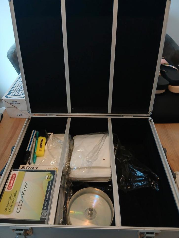 Opbergkist voor DVD's, CD's en Platen, Computers en Software, Beschrijfbare discs, Gebruikt, Overige typen, Ophalen of Verzenden