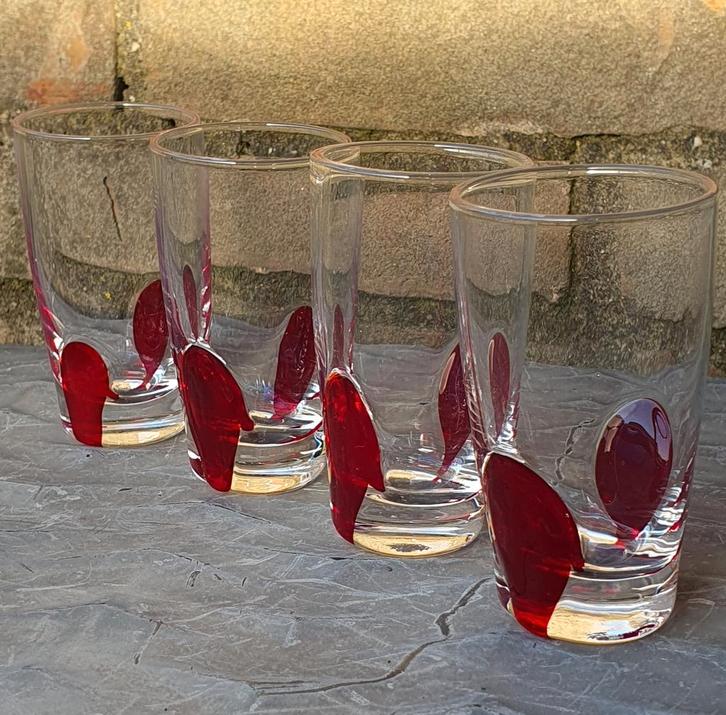 Luminarc rode drip shotglaasjes – set, Verzamelen, Glas en Borrelglaasjes, Overige typen, Ophalen of Verzenden