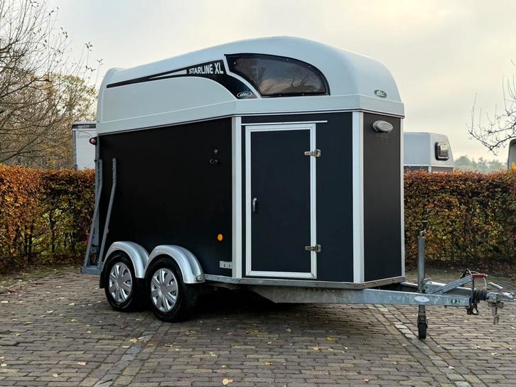 Zeer mooie 2 paards atec xl met zadelkamer aluminum bodem, Dieren en Toebehoren, Paarden en Pony's | Trailers en Aanhangwagens