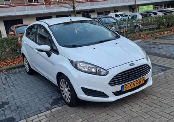 Ford Fiësta 1.0 48KW/65PK 5D 2013 Wit beschikbaar voor biedingen