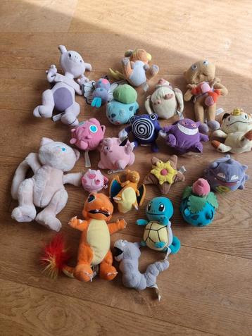 Officiële Pokemon Pluches uit 1999 20 stuks beschikbaar voor biedingen
