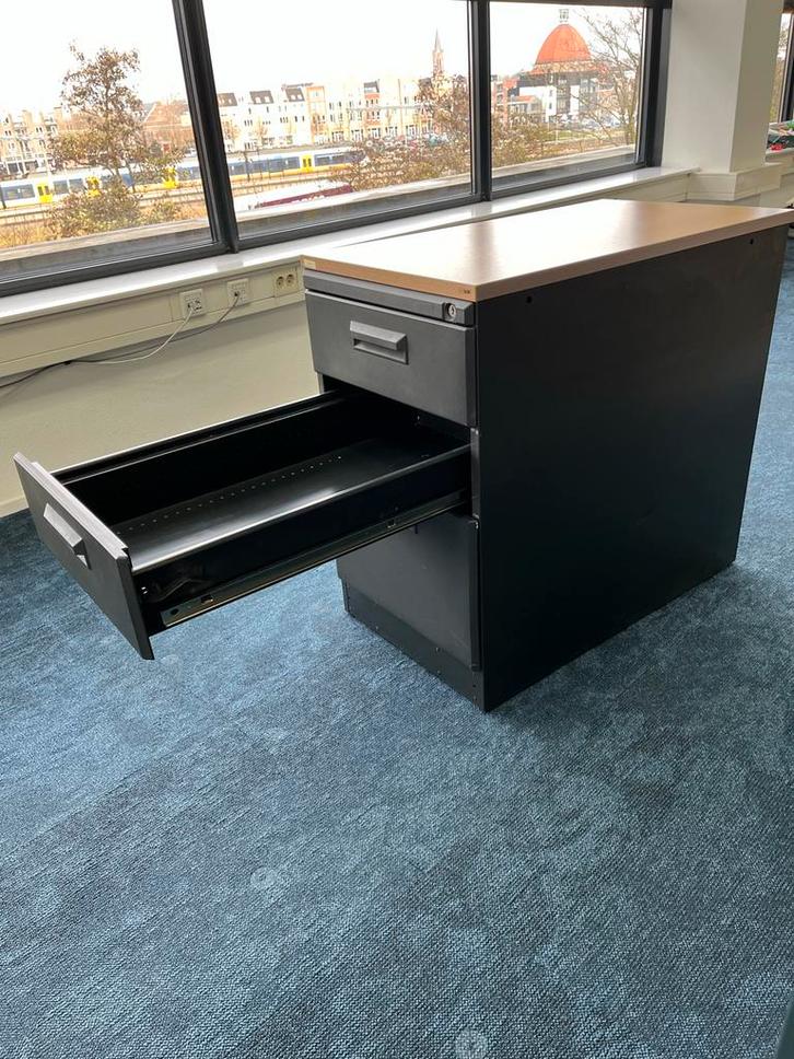 Mewaf vast ladeblok ideaal voor in schuur of werkplaats, Huis en Inrichting, Bureaus, Gebruikt, Ophalen