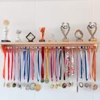 medaille/ troffe/ beker houder/ plank, Doe-het-zelf en Verbouw, Hout en Planken, Minder dan 25 mm, Verzenden, Zo goed als nieuw