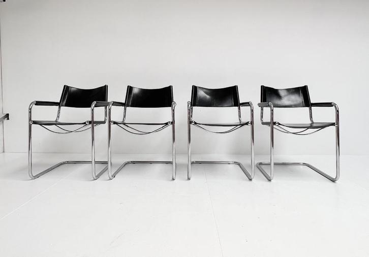 Set van 4 lederen Mart Stam S34 stoelen, 1970's, Huis en Inrichting, Stoelen, Gebruikt, Vier, Leer, Metaal, Zwart, Ophalen of Verzenden