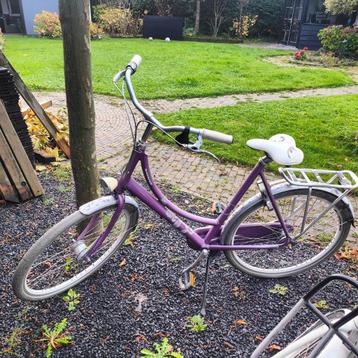 2 prachtige fietsen, Heren en Dames fiets, framemaat 55cm beschikbaar voor biedingen