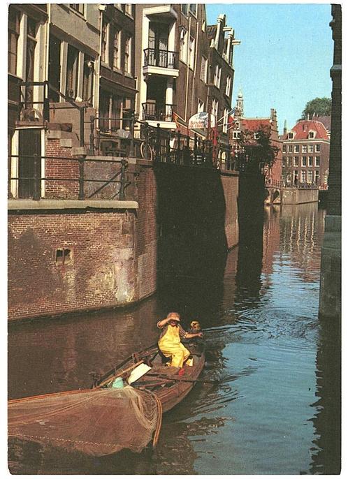 911430	Amsterdam	kolkje	 	 Nette oude kaart 	 Onbeschreven, Verzamelen, Ansichtkaarten | Nederland, Ongelopen, Noord-Holland, Ophalen of Verzenden
