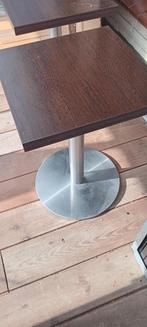 Bijzettafel met houten blad en metalen poot., Ophalen, Vierkant, 55 tot 75 cm, Zo goed als nieuw