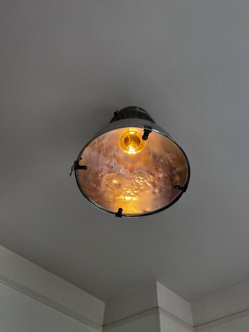 Originel Hanglamp Fabriek - Industrieel, Huis en Inrichting, Lampen | Hanglampen, Gebruikt, 50 tot 75 cm, Glas, Metaal, Ophalen