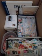 Doos met diverse postzegels, Postzegels en Munten, Postzegels | Volle albums en Verzamelingen, Ophalen
