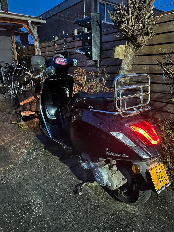 Piaggio vespa sprint, Fietsen en Brommers, Scooters | Vespa, Gebruikt, Vespa S, Maximaal 45 km/u, Benzine, Ophalen
