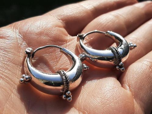 925 zilveren creolen oorbellen hoops uit Bali 2,9 cm Vanoli, Sieraden, Tassen en Uiterlijk, Oorbellen, Nieuw, Hangers, Zilver