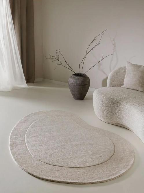 Benuta wollen vloerkleed “Shape” – 140 × 200 cm, crème, Huis en Inrichting, Stoffering | Tapijten en Kleden, Gebruikt, 100 tot 150 cm