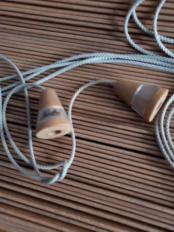 Houten Jaloezieën van Luxaflex  beschikbaar voor biedingen