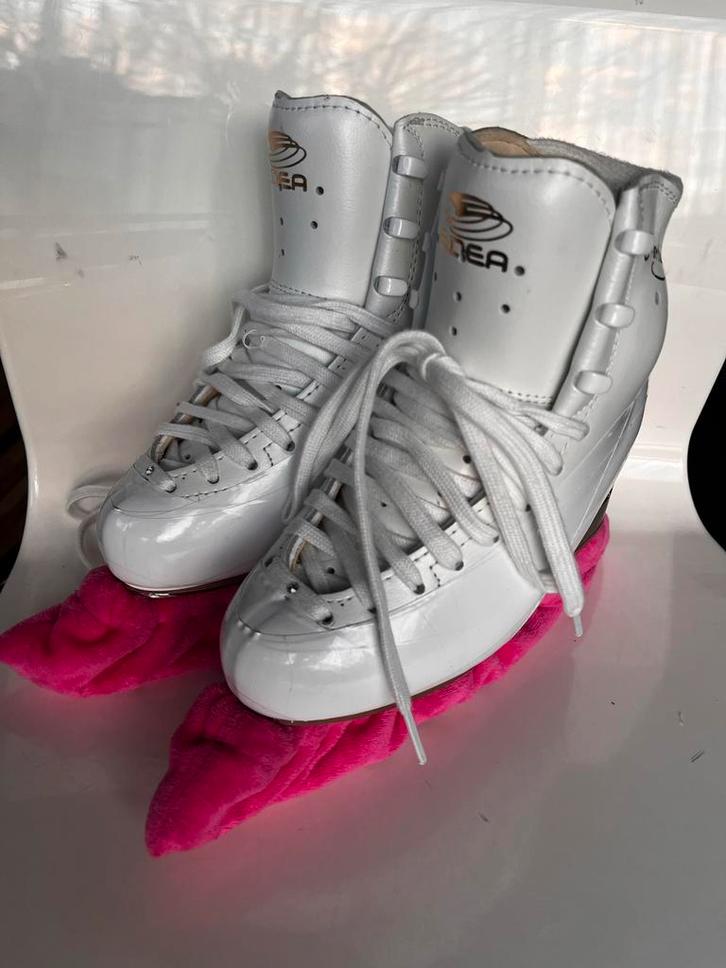 Nieuwe Edea Overture Kunstschaatsen 205, Sport en Fitness, Schaatsen, Nieuw, Kunstschaatsen, Overige merken, Ophalen of Verzenden