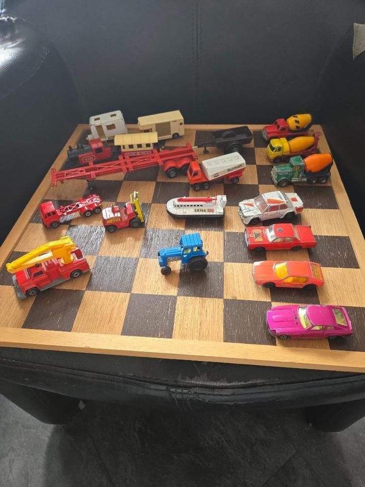 18x Matchbox autos, Lesney Made in England. Bieden mag., Hobby en Vrije tijd, Modelauto's | 1:87, Gebruikt, Auto, Lesney, Ophalen