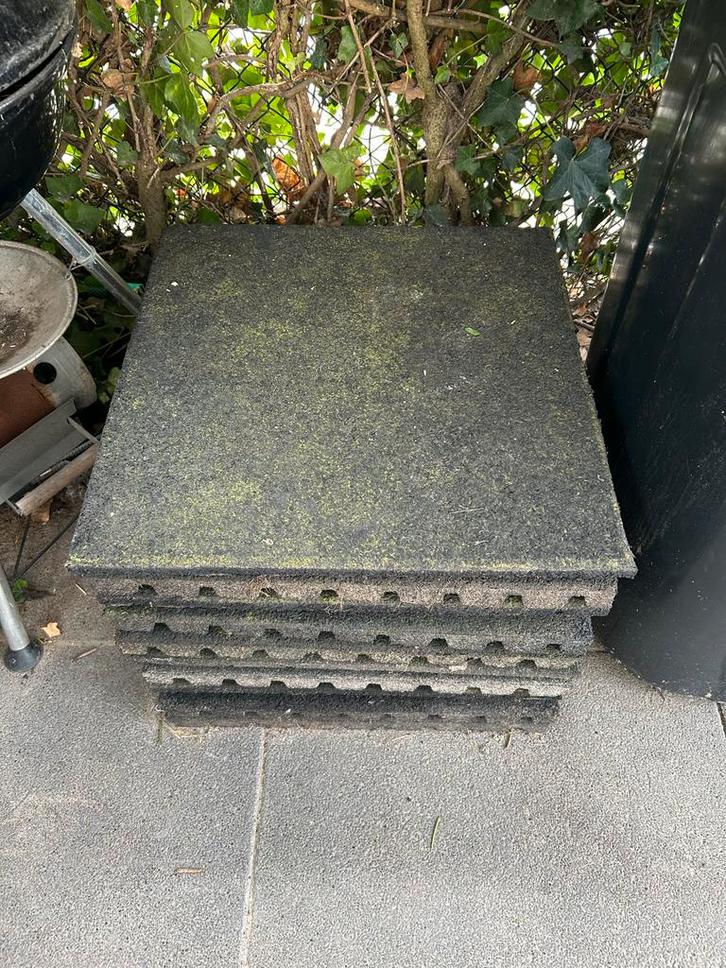 10 Rubber Tegels - Valdemping, Tuin en Terras, Overige Tuin en Terras, Gebruikt, Ophalen