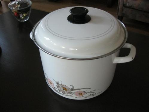 braadslee en soeppan., Huis en Inrichting, Keuken | Potten en Pannen, Zo goed als nieuw, Koekenpan of Braadpan, Gietijzer, Ophalen