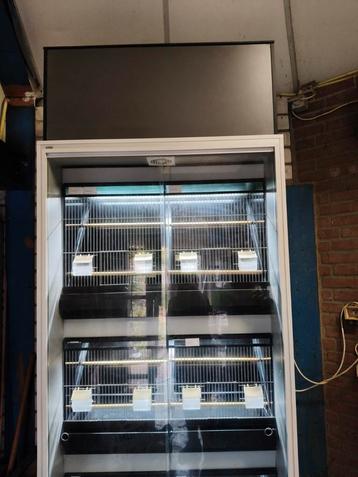 Vogel broed kooi beschikbaar voor biedingen