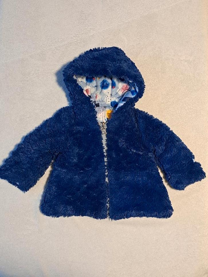 Meisjes winterjas, omkeerbaar, maat 80, zgan, Kinderen en Baby's, Babykleding | Maat 80, Zo goed als nieuw, Meisje, Jasje, Ophalen of Verzenden