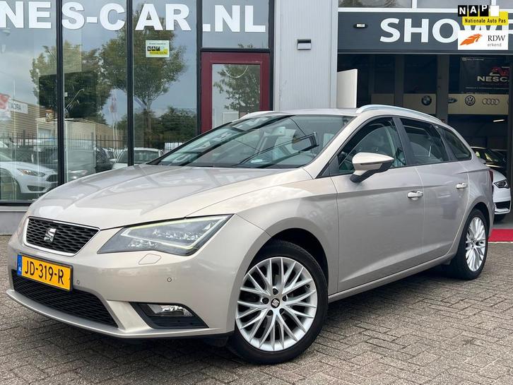 Seat Leon ST 1.2 TSI Style Business Automaat, Panodak Nette, Auto's, Seat, Bedrijf, Te koop, Leon, ABS, Airbags, Airconditioning