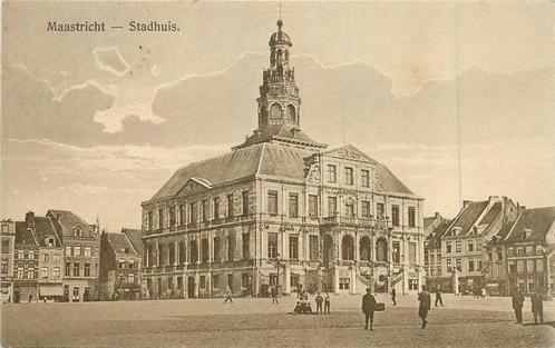 (381-071-025) Maastricht Stadhuis, Verzamelen, Ansichtkaarten | Nederland, Limburg, Verzenden