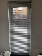 Zilver kleurige jaloezie 10 euro, Minder dan 50 cm, Ophalen of Verzenden, Zo goed als nieuw, Wit