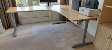 Hoekbureau Ikea Galant - afbeelding 1