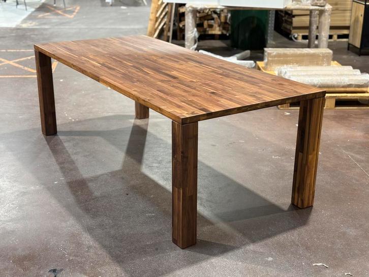 Walnoten tafel 220x100cm met hoekpoten, Huis en Inrichting, Tafels | Eettafels, Nieuw, 50 tot 100 cm, 200 cm of meer, Vijf personen of meer