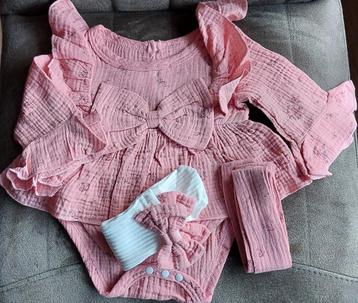 Prachtig nieuw pakje voor reborn baby beschikbaar voor biedingen