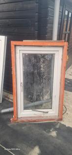 Draairaam kunststof wit, Ophalen, Gevelraam of Ruit, Gebruikt, Minder dan 80 cm