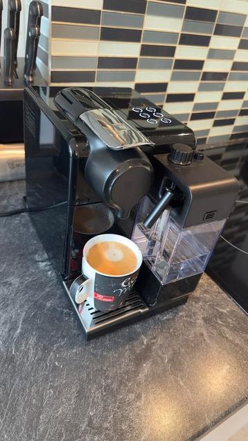 Nespresso Koffiezetapparaat Koffiemachine beschikbaar voor biedingen