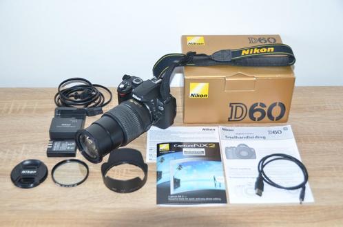 Nikon D60 (voorganger D5000) 5022 clicks + NIKKOR 18 - 135, Audio, Tv en Foto, Fotocamera's Digitaal, Zo goed als nieuw, Spiegelreflex