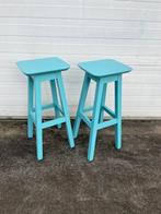 7 stuks houten krukken, barkrukken baby blauw nette staat, Huis en Inrichting, Barkrukken, Ophalen, 5 krukken of meer, Met voetsteun