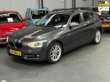 BMW 1-serie 116i Business Automaat Nieuwe APK NAP Xenon Navi beschikbaar voor biedingen