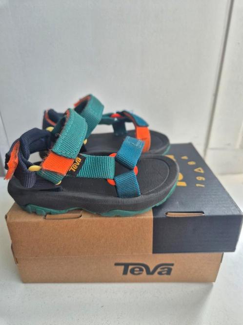 Teva T Hurricane XLT 2 Blue Coral Multi

mt.19, Kinderen en Baby's, Kinderkleding | Schoenen en Sokken, Gebruikt, Overige typen