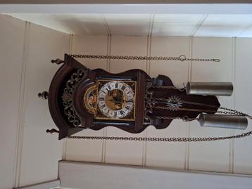 Twee mooie klokken mag los prijs in overleg.  beschikbaar voor biedingen