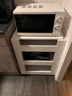 Wit kastje met wieltjes - Zo goed als nieuw!, Huis en Inrichting, Tafels | Bijzettafels, Ophalen, Minder dan 55 cm, Zo goed als nieuw