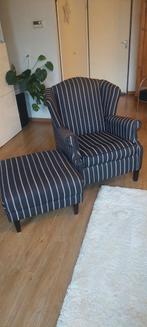 Antraciet gestreepte oorfauteuil eventueel met hocker, Ophalen, 75 tot 100 cm, Zo goed als nieuw, 75 tot 100 cm