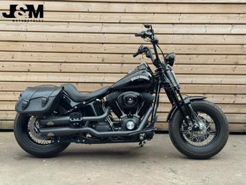 HARLEY-DAVIDSON CROSS BONES FLSTSB JEKYLL & HYDE (bj 2011) beschikbaar voor biedingen