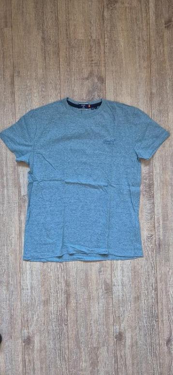 Superdry T-shirt beschikbaar voor biedingen