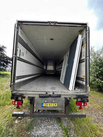 Koeltrailer Trailer vrachtwagen truck trailer opslag beschikbaar voor biedingen